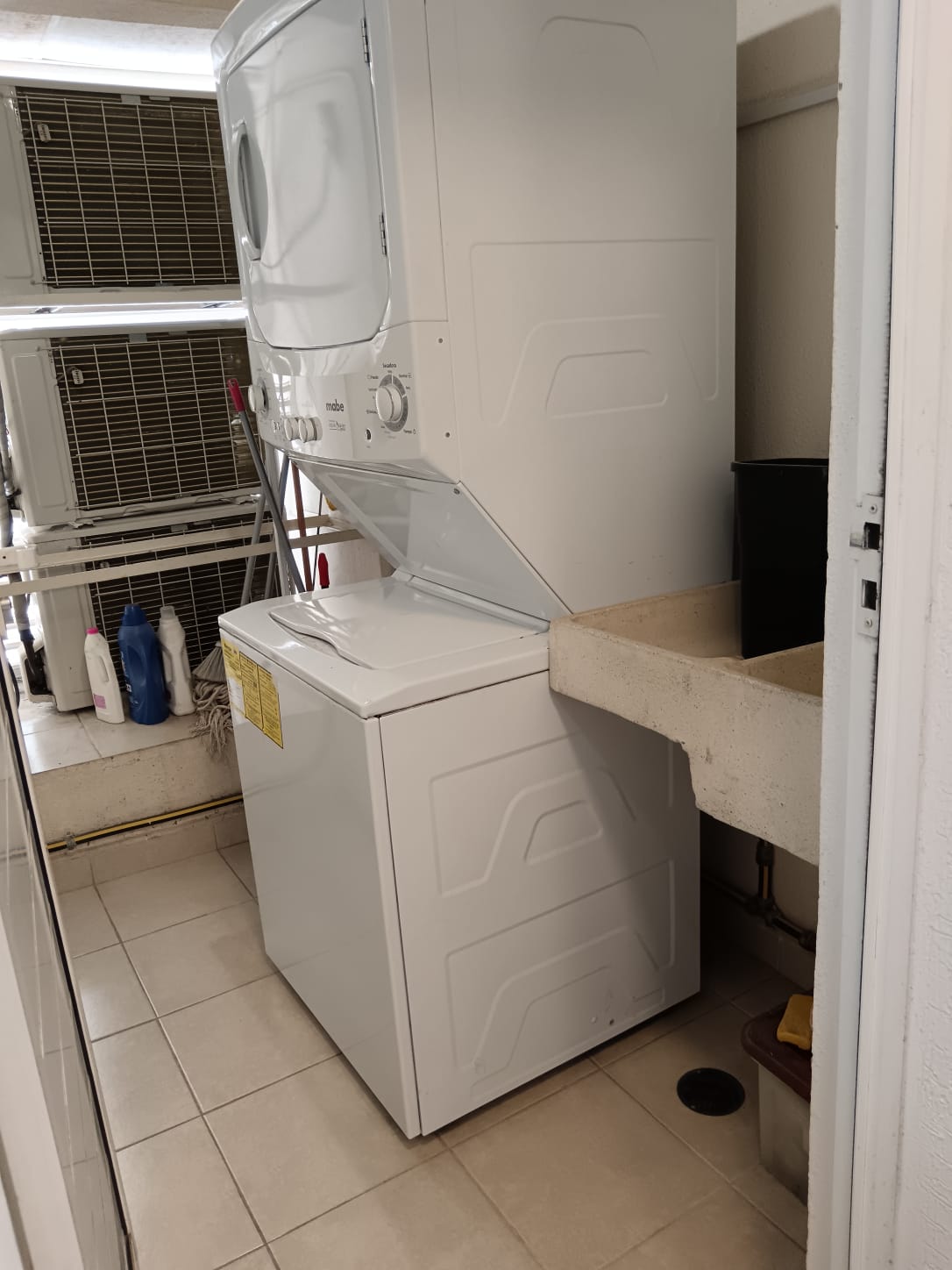 http://www.regioservicios.com/inmobiliaria/detalle/hermoso-departamento-equipado-en-dream-lagoons-departamento-renta-apodaca-dreams-lagoons-foto_8