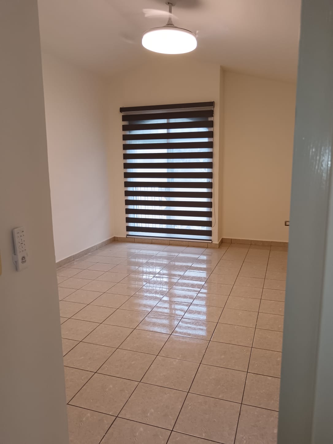 http://www.regioservicios.com/inmobiliaria/detalle/casa-en-renta-en-privadas-de-anahuac-casa-renta-escobedo-privadas-de-anahuac-foto_11