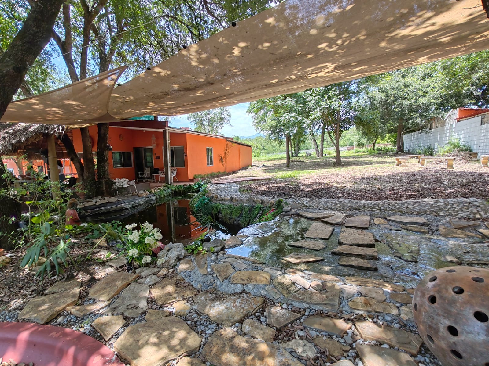 http://www.regioservicios.com/inmobiliaria/detalle/quinta-en-venta-en-montemorelos-quinta-venta-montemorelos-canoas-foto_22