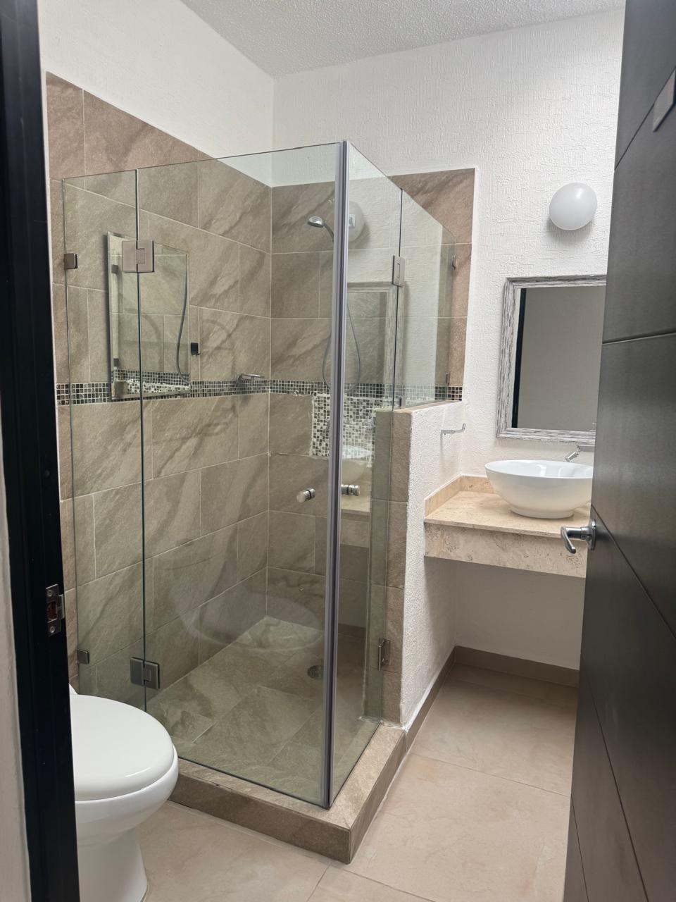 https://www.regioservicios.com/inmobiliaria/detalle/casa-equipada-dreams-casa-renta-apodaca-crystal-lagoons-foto_7