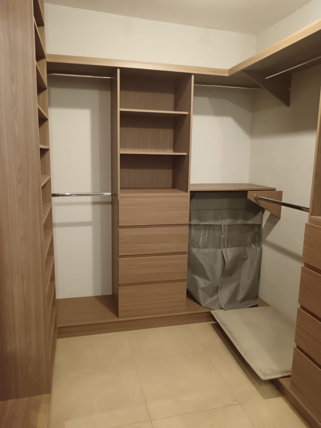 https://www.regioservicios.com/inmobiliaria/detalle/bella-casa-corintio-residencial-apodaca-casa-venta-apodaca-corintio-residencial-foto_12