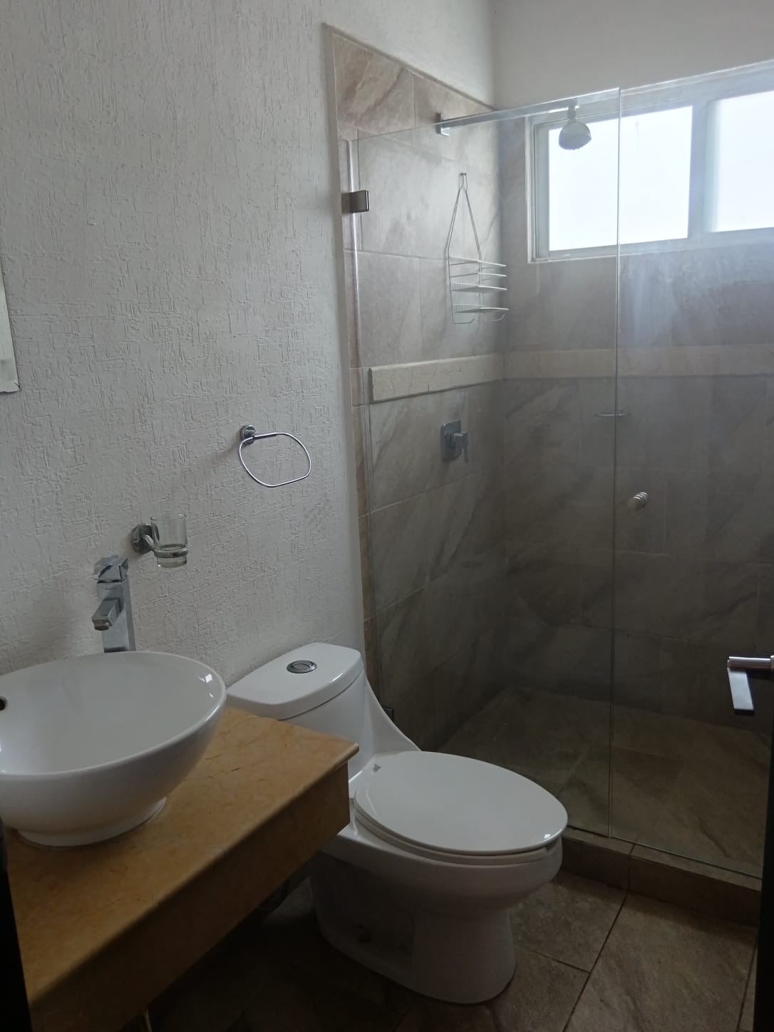 https://www.regioservicios.com/inmobiliaria/detalle/renta-casa-modelo-navio-casa-renta-apodaca-crystal-lagoons-foto_9